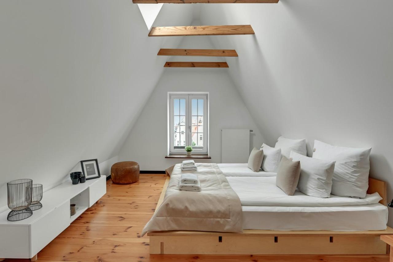 3-Level Apartment With A View Of St Mary'S Basilica By Downtown Apartments Gdansk Bagian luar foto