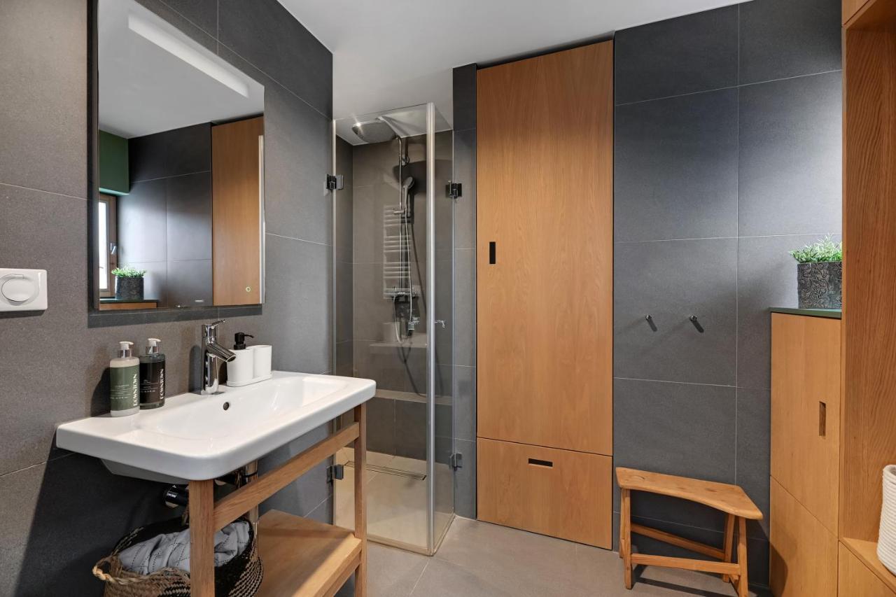 3-Level Apartment With A View Of St Mary'S Basilica By Downtown Apartments Gdansk Bagian luar foto